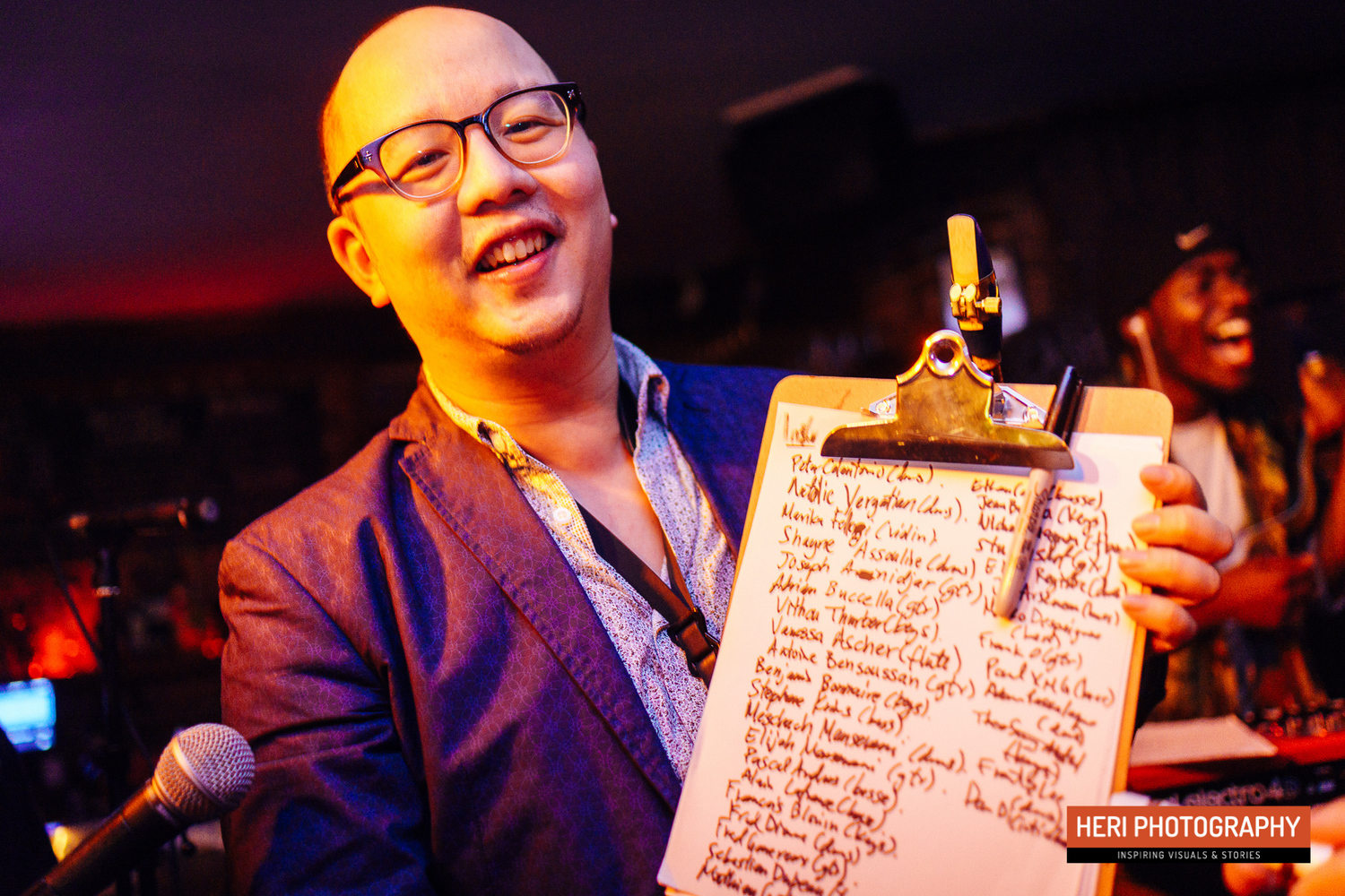 Vincent Stephen-Ong shows the sign-up chart